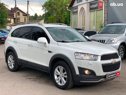 Chevrolet Captiva 2014 белый - фото 3