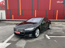 Продаж вживаних Tesla в Київській області - купити на Автобазарі