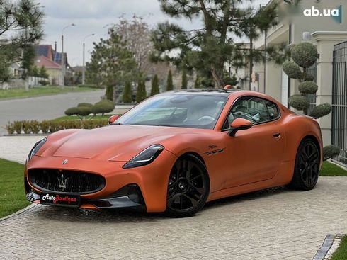 Maserati GranTurismo 2024 - фото 7