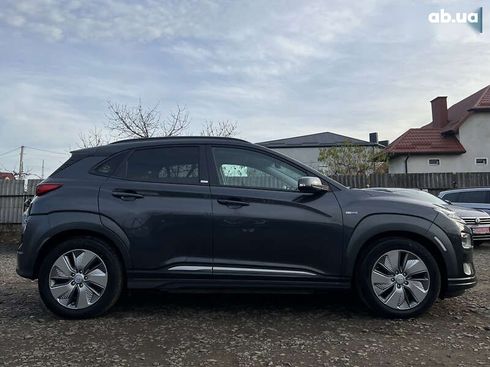 Hyundai Kona Electric 2021 - фото 9