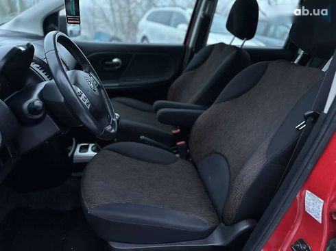 Nissan Note 2010 - фото 23