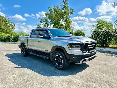 Dodge Ram 2019 - фото 9