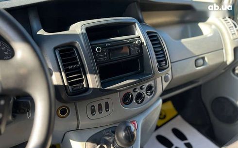 Opel Vivaro 2014 - фото 17