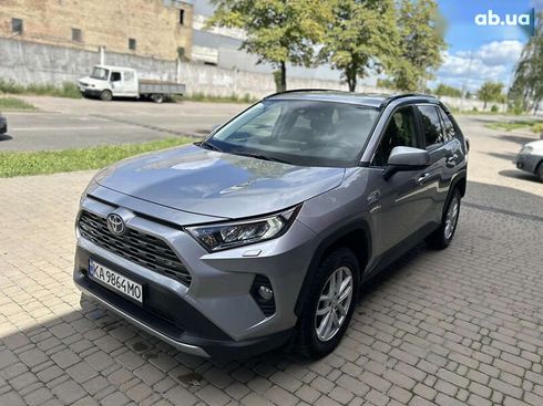 Toyota RAV4 2020 - фото 7