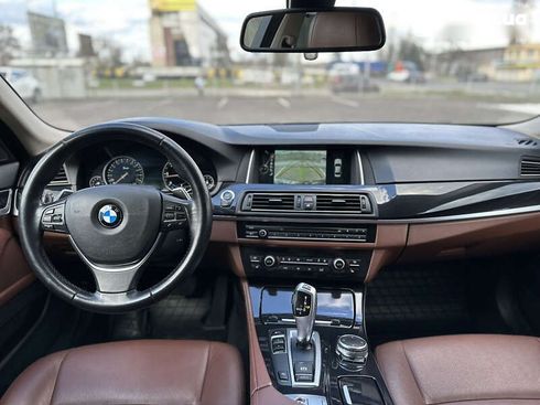 BMW 5 серия 2015 - фото 29