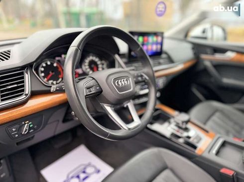 Audi Q5 2020 - фото 12