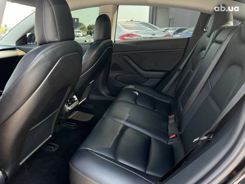 Tesla Model 3 2019 черный - фото 28