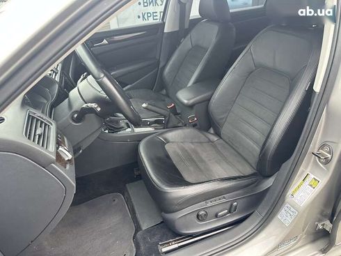 Volkswagen Passat 2014 - фото 16