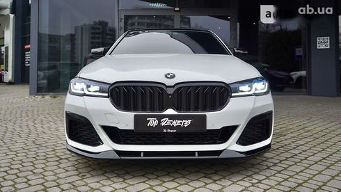 BMW 5 серия 2017 - фото 5