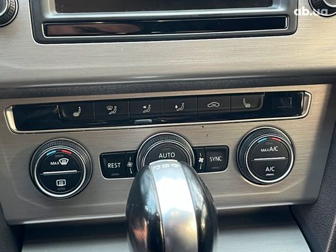 Volkswagen Passat 2015 черный - фото 20
