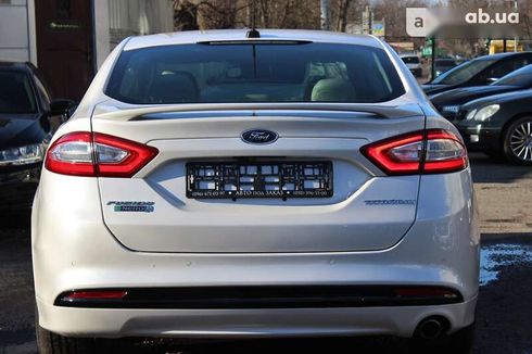 Ford Fusion 2016 - фото 7