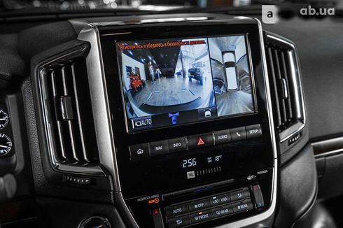 Toyota Land Cruiser 2017 - фото 22