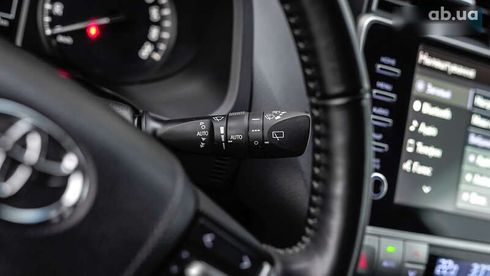 Toyota Land Cruiser Prado 2021 - фото 24