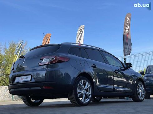 Renault Megane 2016 - фото 16