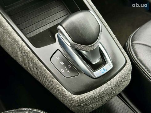 Renault Zoe 2020 - фото 30