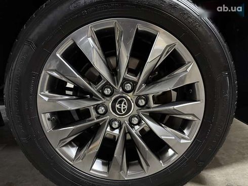 Toyota Land Cruiser 2021 - фото 15