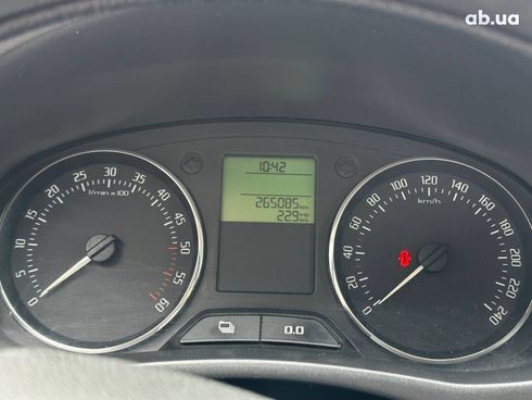 Skoda Fabia 2012 серый - фото 40