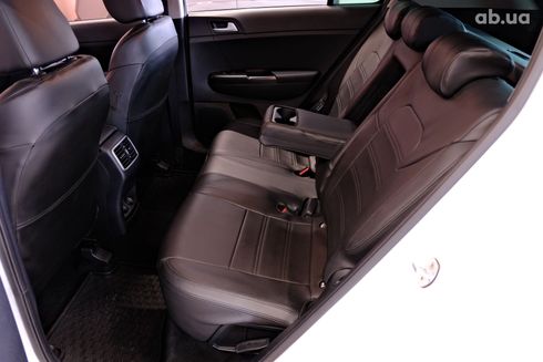 Kia Sportage 2019 белый - фото 9