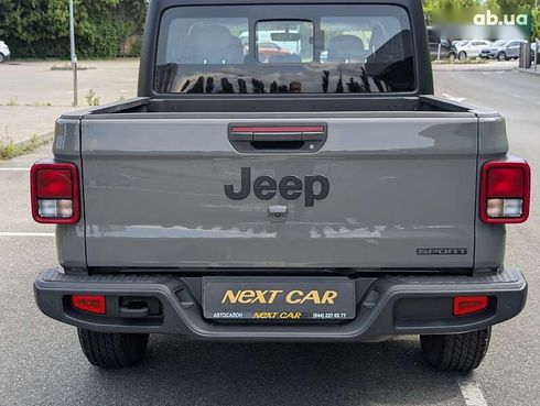 Jeep Gladiator 2022 - фото 10