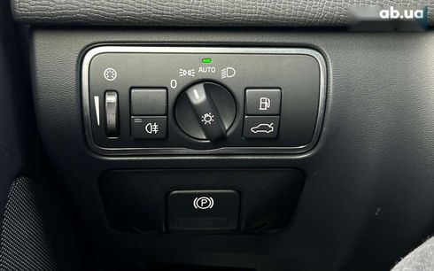 Volvo XC60 2015 - фото 17