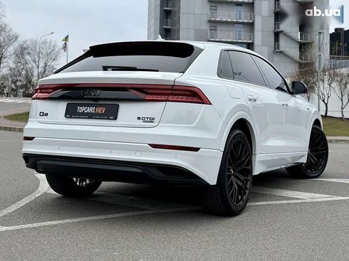 Audi Q8 2023 - фото 13