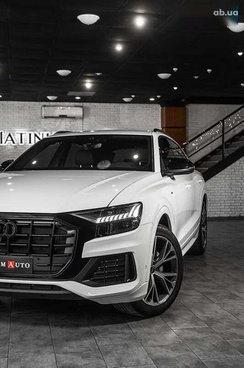 Audi Q8 2023 - фото 8