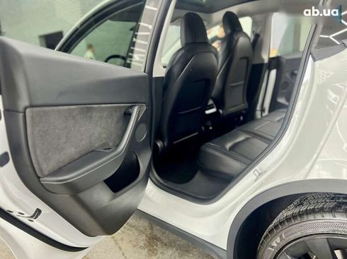 Tesla Model Y 2021 - фото 10