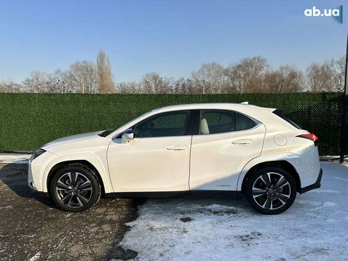 Lexus UX 2022 - фото 5