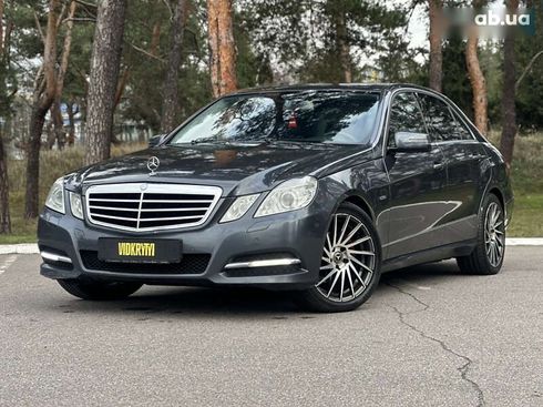 Mercedes-Benz E-Класс 2011 - фото 2