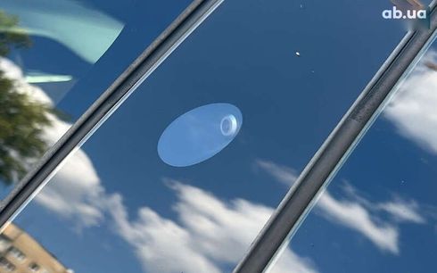 Tesla Model S 2019 - фото 26