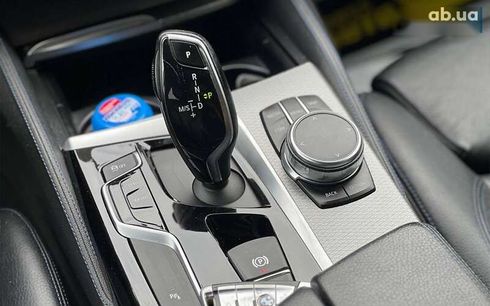 BMW 5 серия 2017 - фото 19