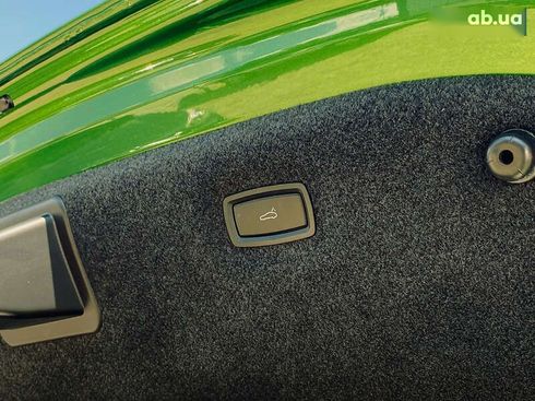 Porsche Taycan 2021 - фото 15