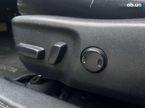 Toyota Camry 2012 - фото 15