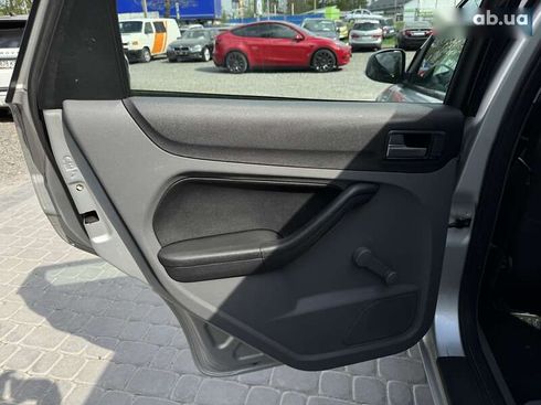 Ford Focus 2008 - фото 16