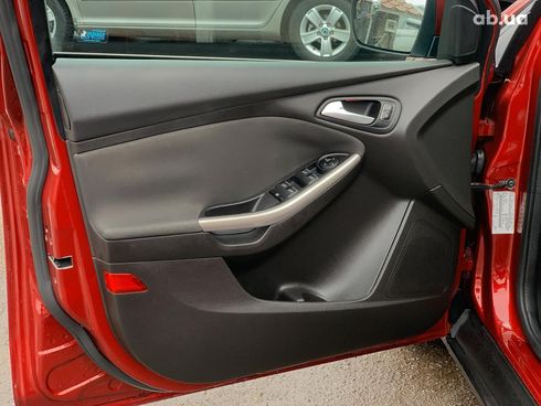Ford Focus 2016 красный - фото 20