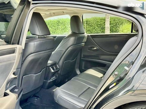 Lexus ES 2019 - фото 9