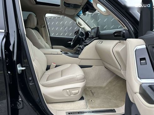 Toyota Land Cruiser 2021 - фото 25