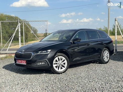 Skoda Octavia 2021 - фото 4