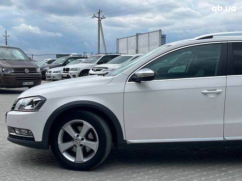 Volkswagen passat b7 2012 белый - фото 2