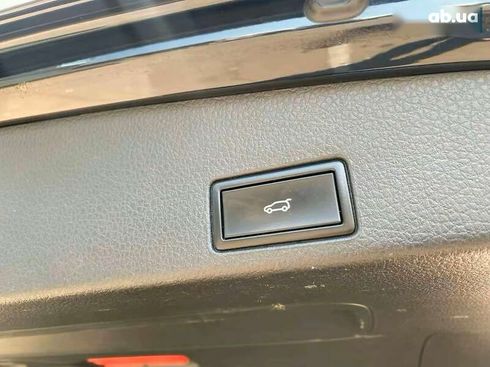 Volkswagen Touareg 2018 - фото 19