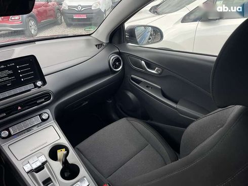 Hyundai Kona Electric 2021 - фото 22