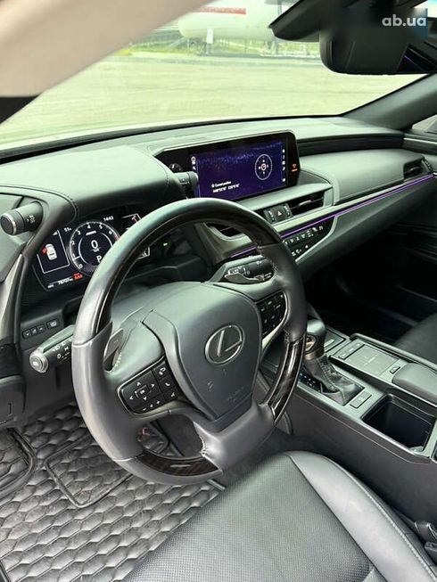 Lexus ES 2021 - фото 25