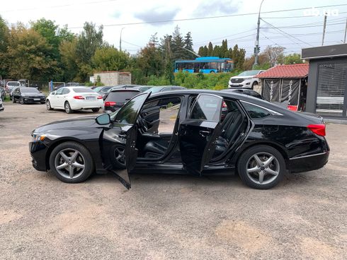 Honda Accord 2018 черный - фото 17