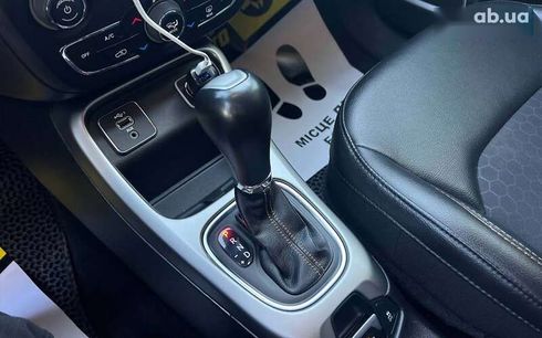 Jeep Compass 2019 - фото 17