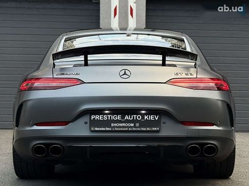 Mercedes-Benz AMG GT 4 2022 - фото 18