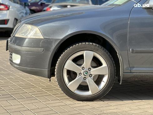 Skoda Octavia 2008 серый - фото 11