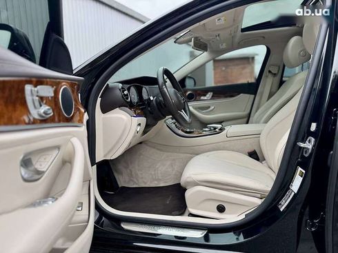 Mercedes-Benz E-Класс 2020 - фото 24