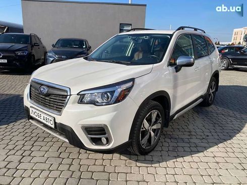 Subaru Forester 2019 - фото 3