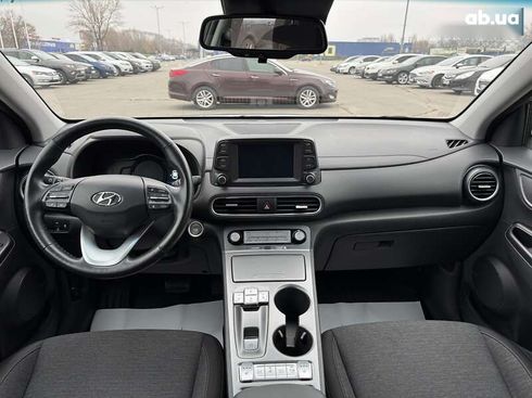 Hyundai Kona 2020 - фото 12