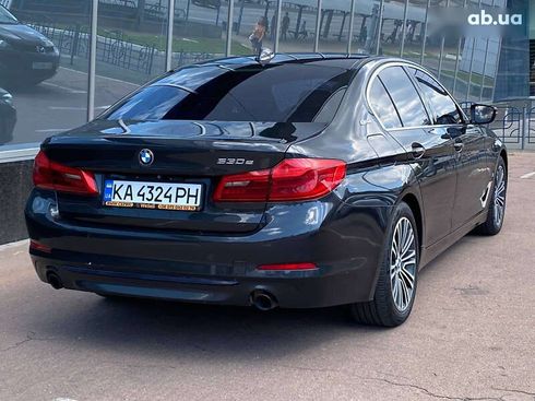 BMW 5 серия 2018 - фото 5